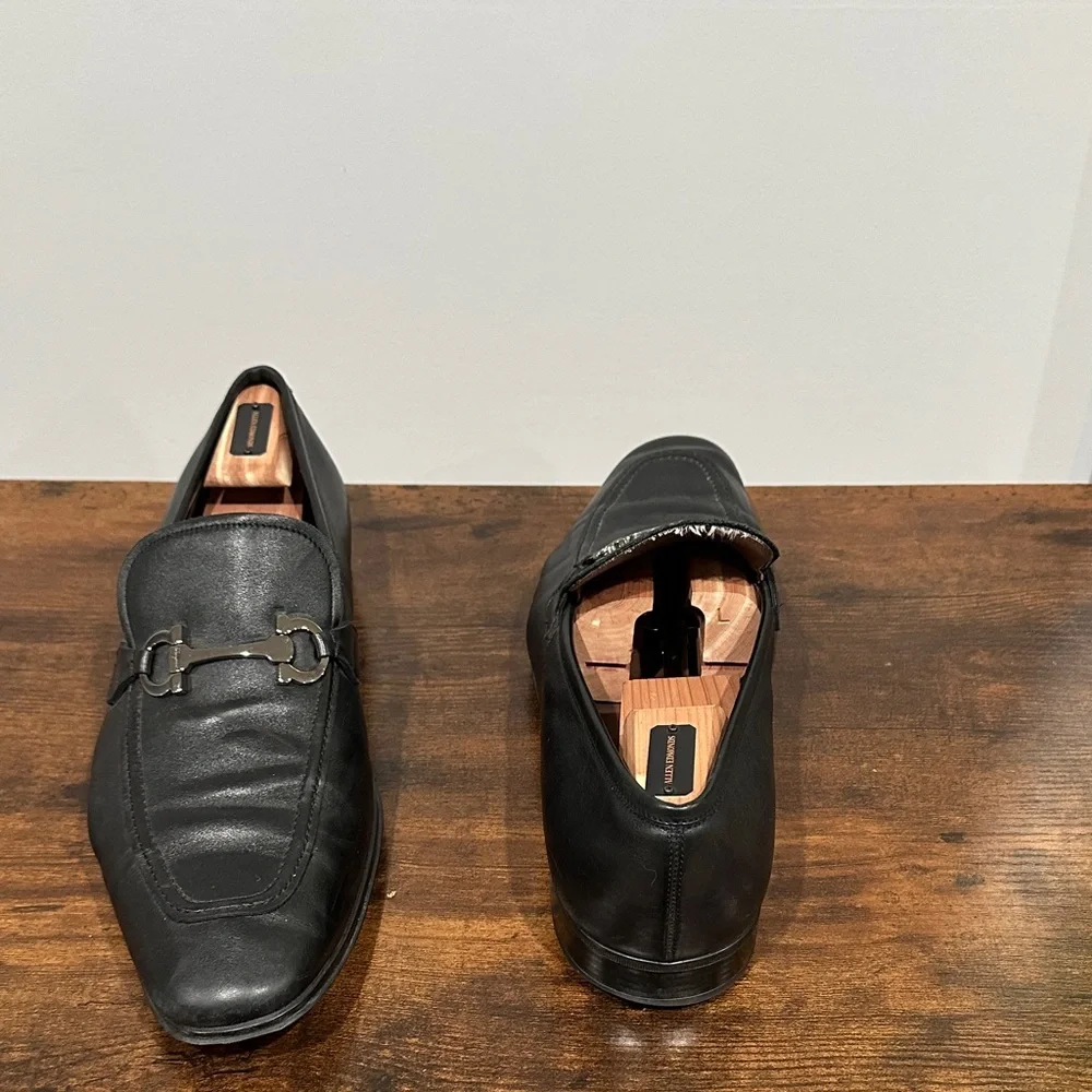 Salvatore Ferragamo Black Leather Men's Loafers / Slip-Ons - Picture 3 of 12